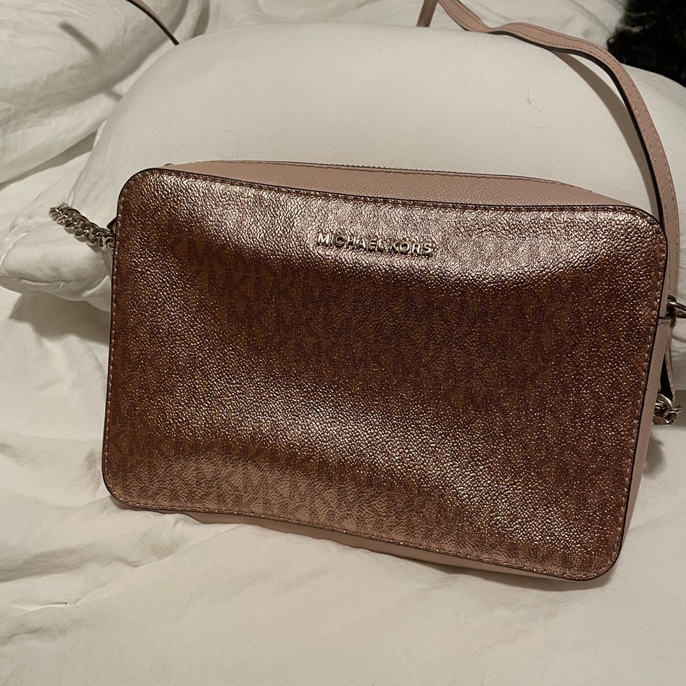 Authentic Michael Kors crossbody